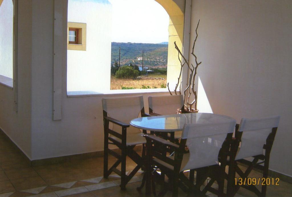 Ferienwohnung Cerigo House Kondoliánika Zimmer foto