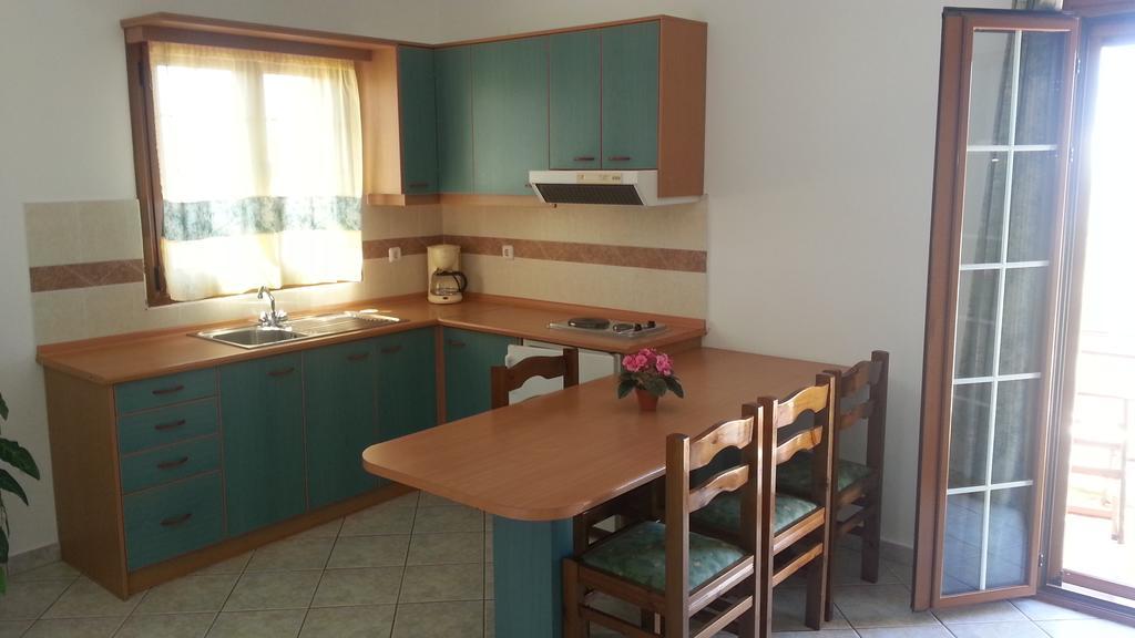 Ferienwohnung Cerigo House Kondoliánika Exterior foto